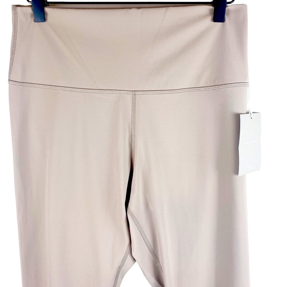 NWT Everlane The Perform Legging in Burnt Sugar Large Full-Length - Picture 5 of 7